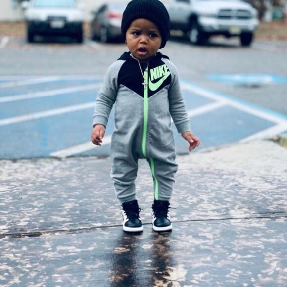 Nike Baby Boys Hooded Sportswear Chevron Coveralls - Picture 1 of 4